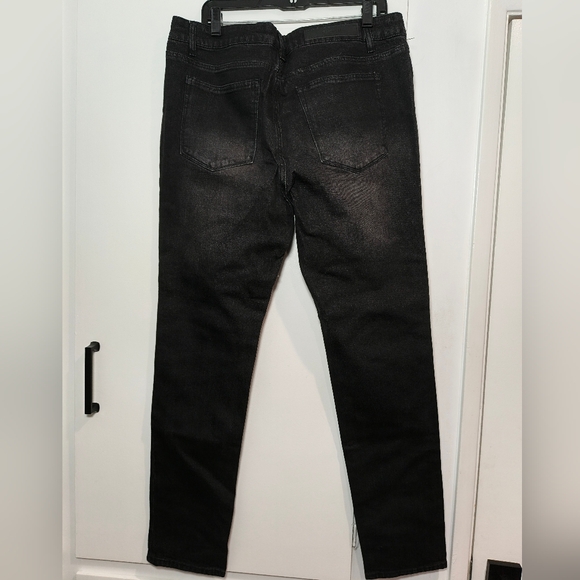 Elwood Men's Black Skinny Jeans - Picture 3 of 3